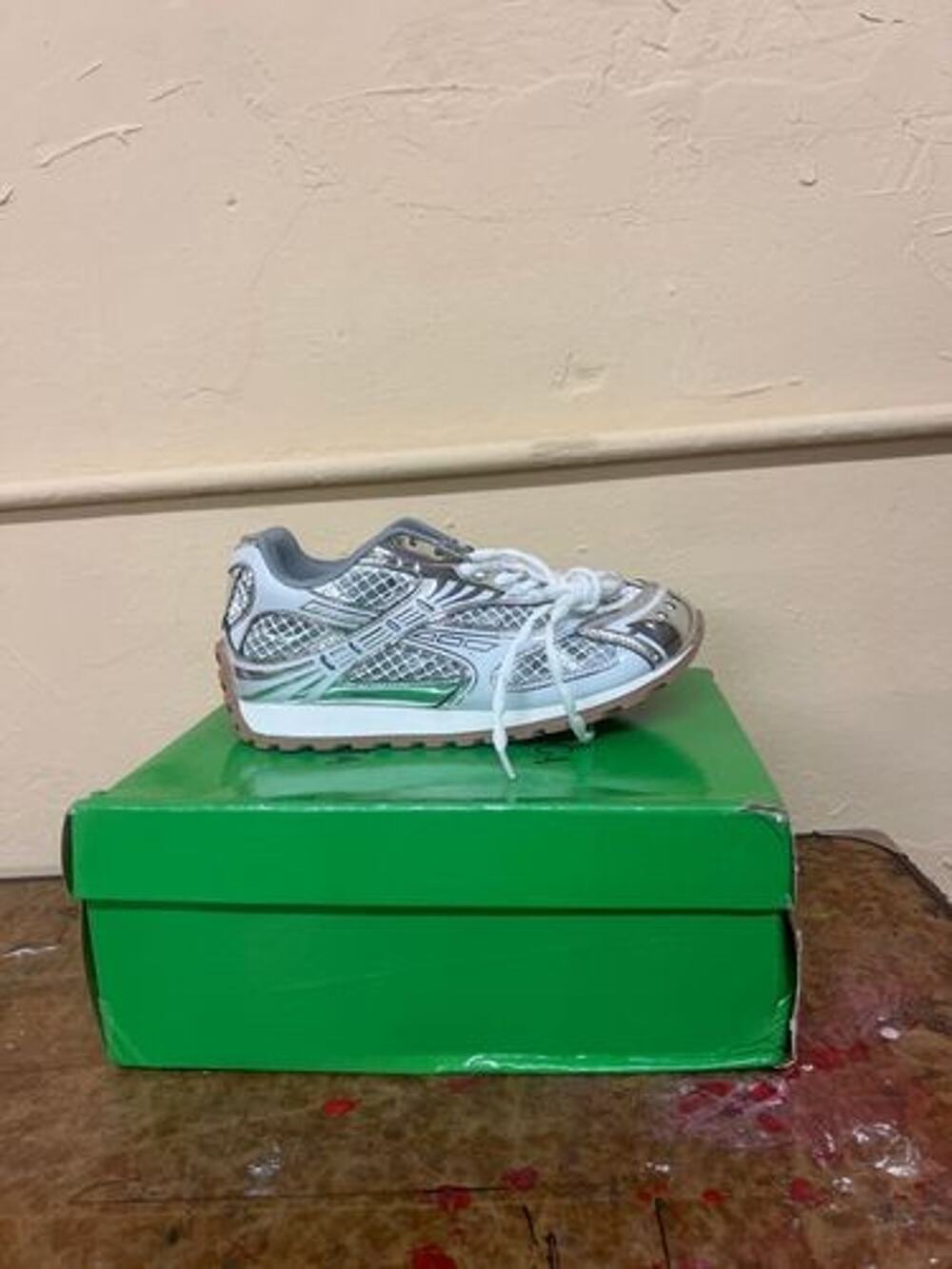 Bottega Veneta Orbit Sneakers White Silver Green EU 40
